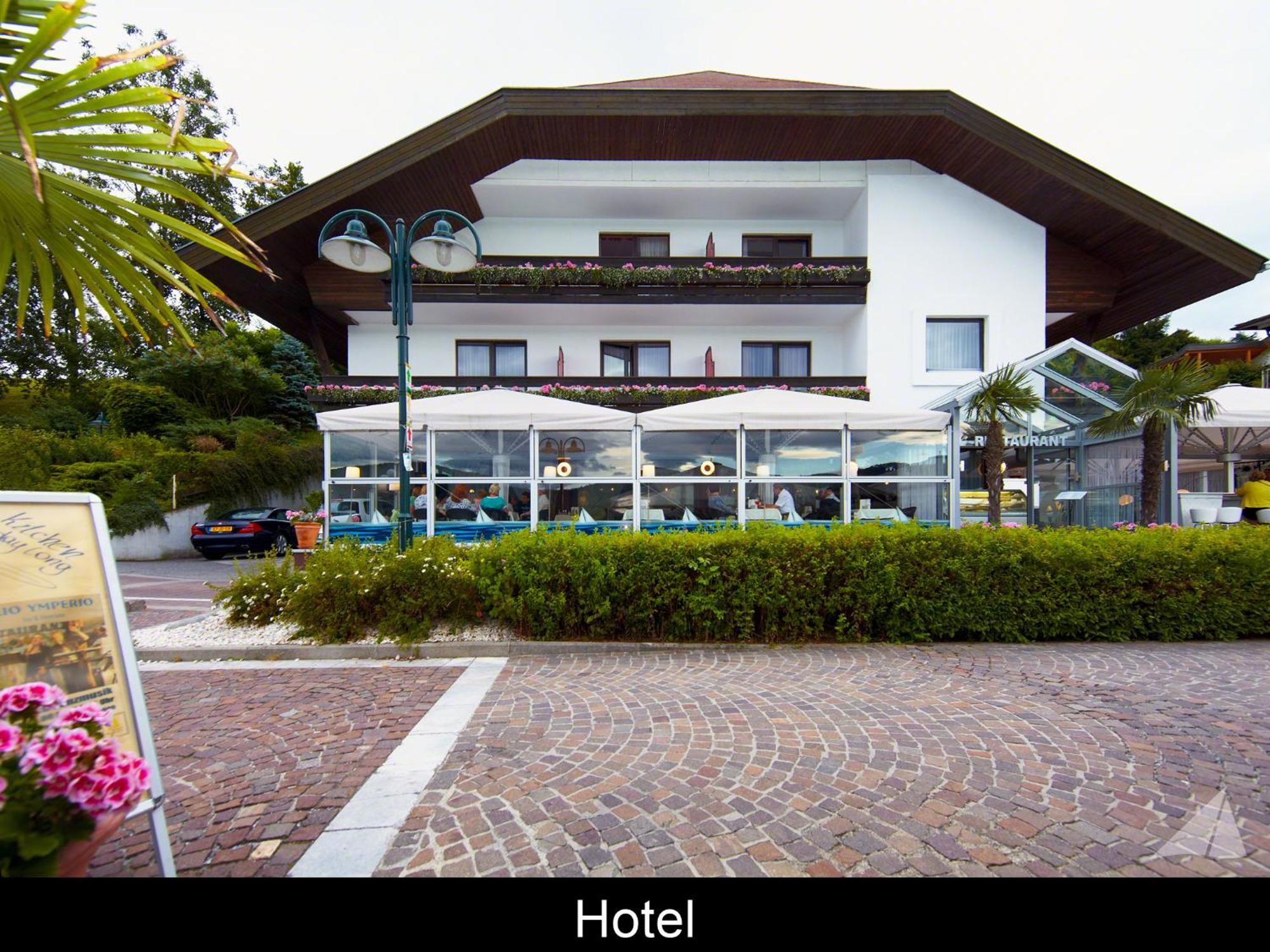 Hotel-Restaurant "Veldener Traumschiff" Direkt Am See In 2Min Im Zentrum Velden am Worthersee Bagian luar foto