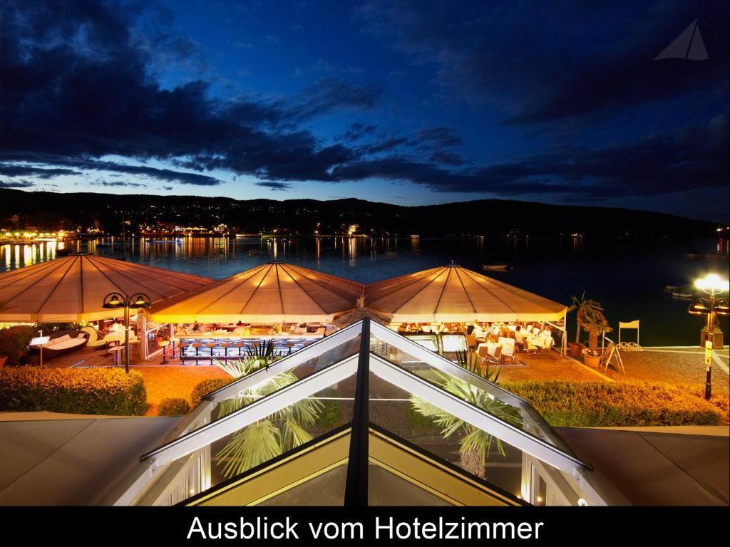 Hotel-Restaurant "Veldener Traumschiff" Direkt Am See In 2Min Im Zentrum Velden am Worthersee Bagian luar foto