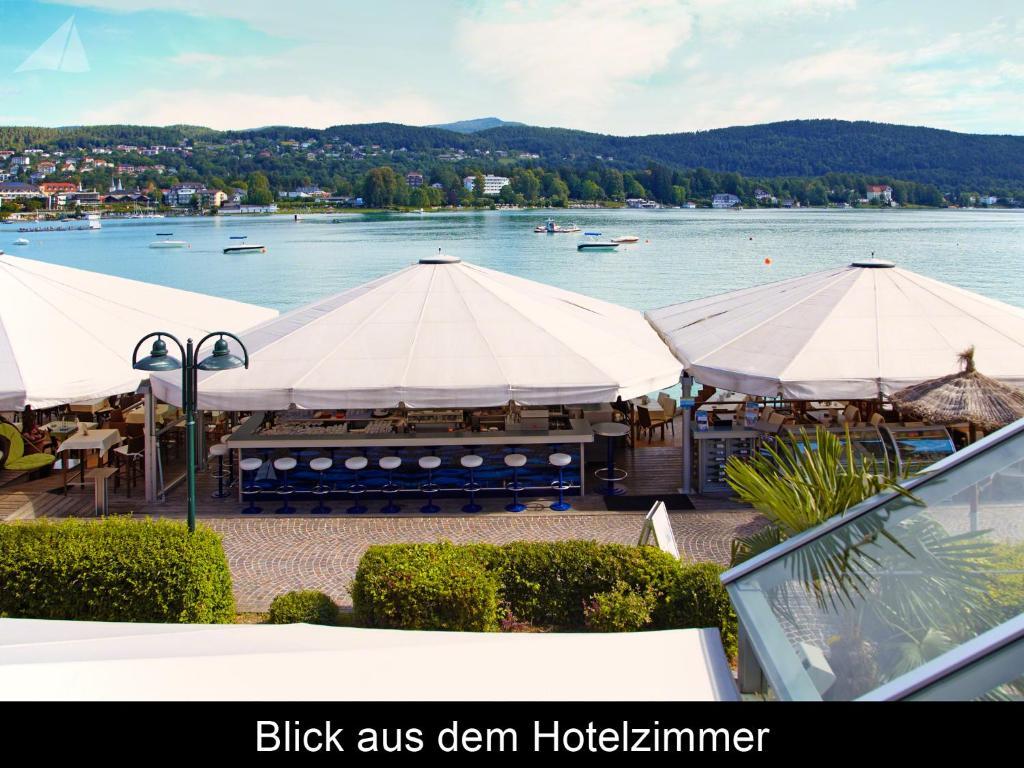 Hotel-Restaurant "Veldener Traumschiff" Direkt Am See In 2Min Im Zentrum Velden am Worthersee Bagian luar foto